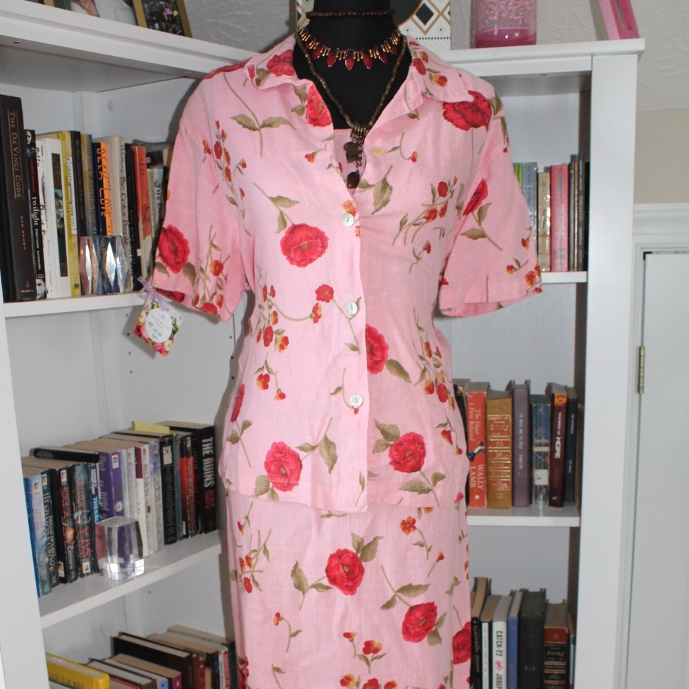 Pink Dress - Picture 3 of 8